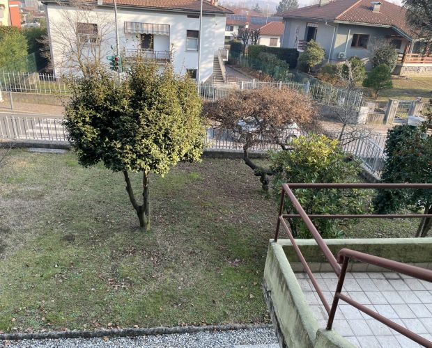 villa bifamiliare